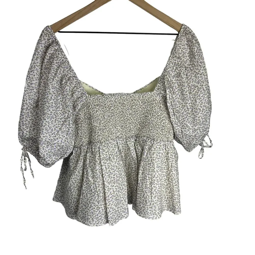 Tuckernuck White Floral Puff-Sleeve Peplum Blouse